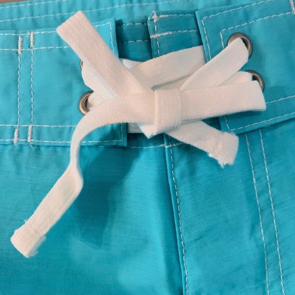 Old Navy Board Shorts Big/Tall 7" Above The Knee Swim Pockets Icy Aqua Blue NWT - Picture 2 of 12